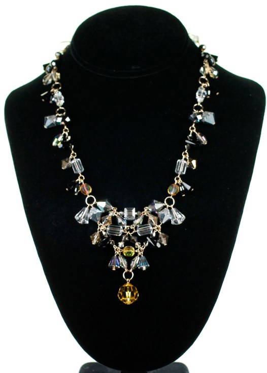 karen curtis - v-necklace 